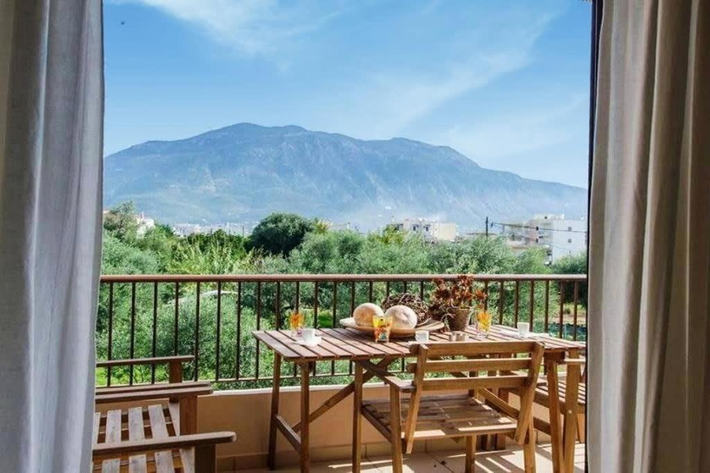 Amalia'S Serendipity - City Lights & Mountain Vistas Kalamata Ngoại thất bức ảnh